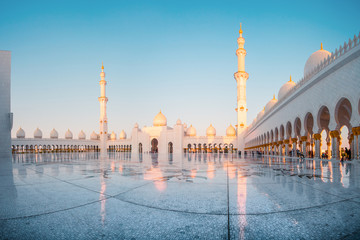 Fototapeta premium Interior of Grand Mosque