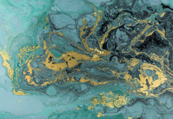 Abstrakter Acrylhintergrund aus Marmor. Natur blau marmorierte Kunstwerke Textur. Goldener Glitzer. © Anna Babii