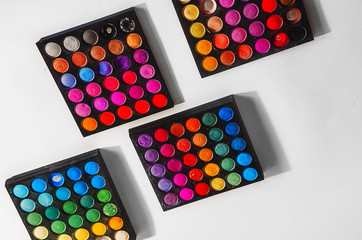 hard light. Eyeshadow Palette. bright colors. multicolored palette. makeup