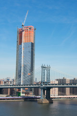 Fototapeta na wymiar A side view of The Manhattan Bridge