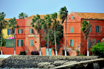 Obraz premium Senegal, Dakar. Francuskie budynki kolonialne, wyspa Goree
