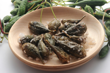 Capparis spinosa Cucunci Echter Kapernstrauch Capperi Câprier Caper Trnoviti kapar Κάππαρις η ακανθώδης Tàperes salades salati Kapra