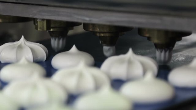 Production of marshmallows and pastes. Confectionery production at the factory.