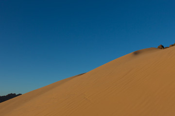 Fototapeta na wymiar Ripples in the desert sand dunes in israel negev