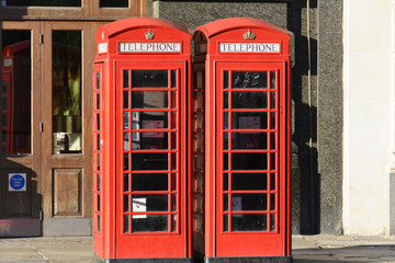 Rote Telefonzellen in der City von London, London, Region London, England, Großbritannien, Europa