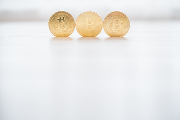gold coin bitcoin