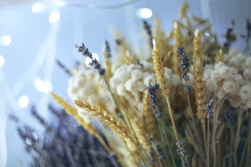 dried bouquet of flowers