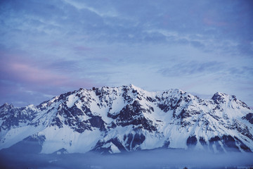 Fototapeta na wymiar Snowy Mountains Alpen