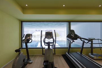 Obraz premium Gym of a private residence. Latest generation tools