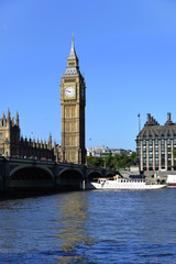 Fototapeta na wymiar Uhrturm Big Ben, Palace of Westminter, UNESCO Weltkulturerbe, London, Region London, Großbritanien