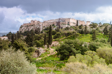 Fototapeta na wymiar Athens - view on Acropolis hill