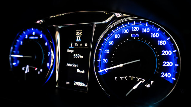 Car Dashboard Speedometer