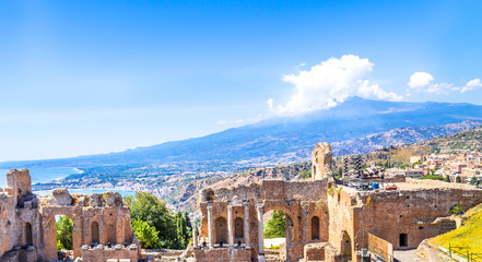 Greek theater in Taormina and Etna Mont - obrazy, fototapety, plakaty