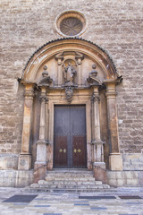 Fototapeta na wymiar Church Door in Palma de Mallorca, Spain