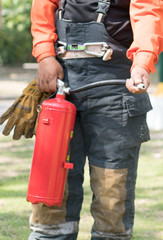 Demonstration of the fire with a fire extinguisher.