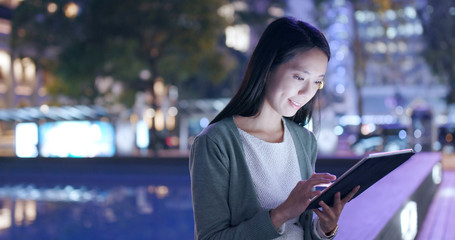 Woman use of tablet computer