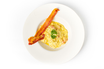 spaghetti carbonara white cream sauce with crispy bacon on white background
