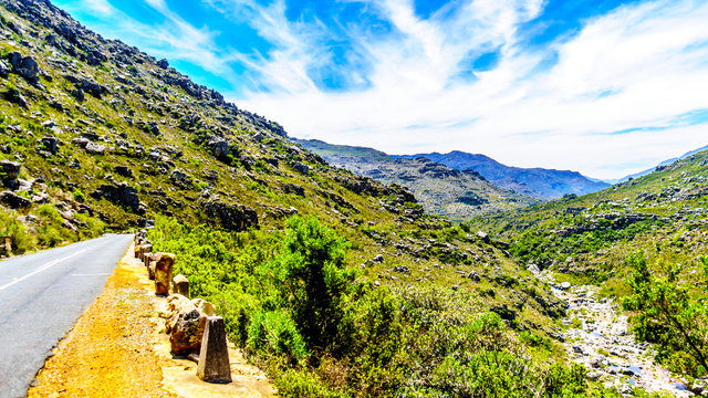 The narrow and scenic Bainskloof Pass through the Witte River or Witrivier Canyon between the towns Ceres and Wellington in the Western Cape province in South Africa