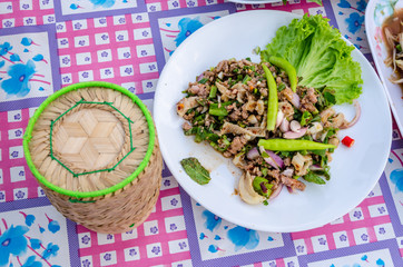 thai food spicy minced beef salad