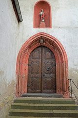 Fototapeta na wymiar Kirchen-Portal