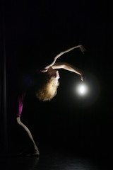 Obraz premium dancer hand, dance performance improvisation