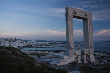 Fototapeta premium Portara monument at Naxos island in Greece