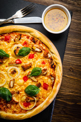 Pizza pepperoni with chicken and vegetables