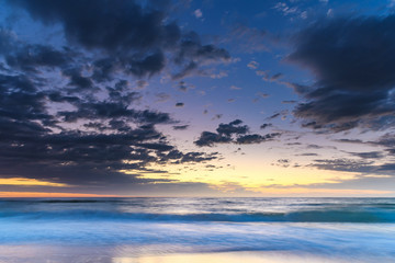 Fototapeta na wymiar Sunrise Seascape and Beach