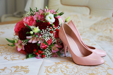 Wedding accessories of the bride in pink