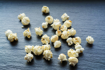 Many delicious popcorn