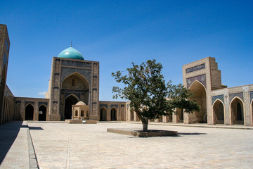 Fototapeta na wymiar Bukhara is one of the cities of Uzbekistan. Bukhara is a city-museum, with about 140 architectural monuments.