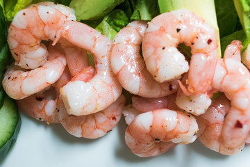 king prawn salad with avocado and pasta