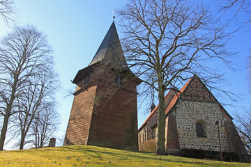 Hittfeld: St. Mauritius-Kirche (11. Jh., Niedersachsen)