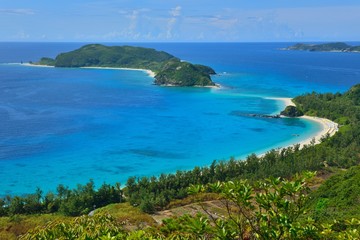 Obraz premium 沖縄県 座間味島 古座間味ビーチ 遠望