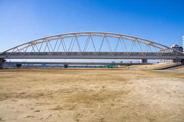 大阪・淀川河川敷の風景