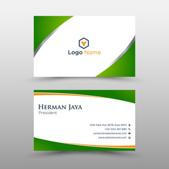 Naklejka premium Green Vector Business Card Template
