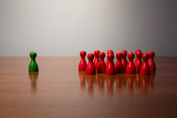 Ausgrenzung, Rasissmuss, Mobbing, Außenseiter, Arbeitsplatz, Arbeitswelt, Misserfolg, Gewinner, Meinungsverschiedenheit, Ungleichheit, Ausschluss, Verlierer, Niederlage, Gewinn