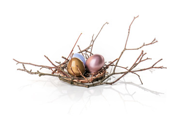 Easter eggs in the nest / jajka wielkanocne © youdrug