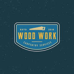 vintage carpentry logo. retro styled wood works emblem. vector illustration