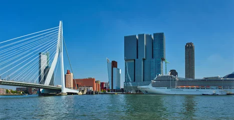 Fotobehang Rotterdam stadsgezicht, Nederland © Dmitry Rukhlenko