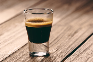 Schwarzer Genuss: Espresso-Zeit