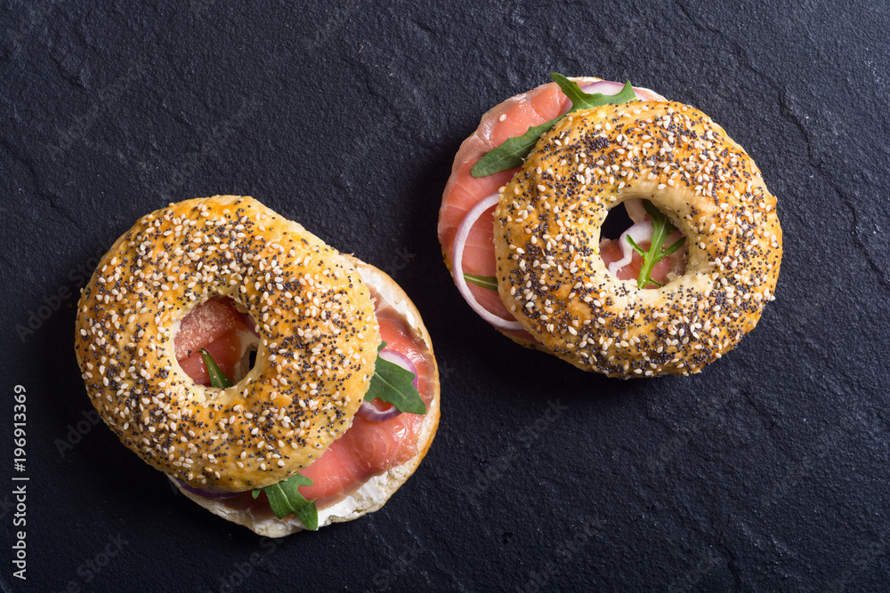 Wall mural Homemade bagels with salmon