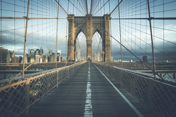 Fotobehang Op de beroemde Brooklyn Bridge in de ochtend © Frédéric Prochasson