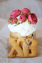 Easter cake with raisins and cream roses  