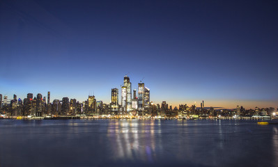 Fototapeta na wymiar Sunrise over Manhattan, New York dusk panorama at blue hour, early morning