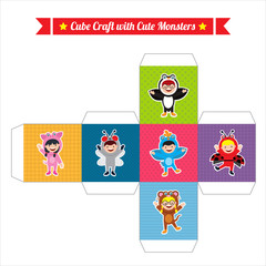 cube craft with kids in animal costume