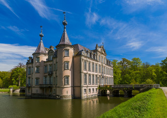 Fototapeta na wymiar Poeke Castle in Belgium