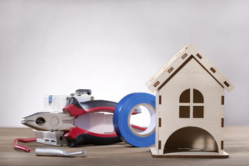 Tools and equipment used in electrical home installation