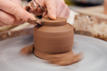 Produzione ceramiche fatte a mano