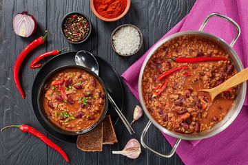 hot chili con carne in bowl